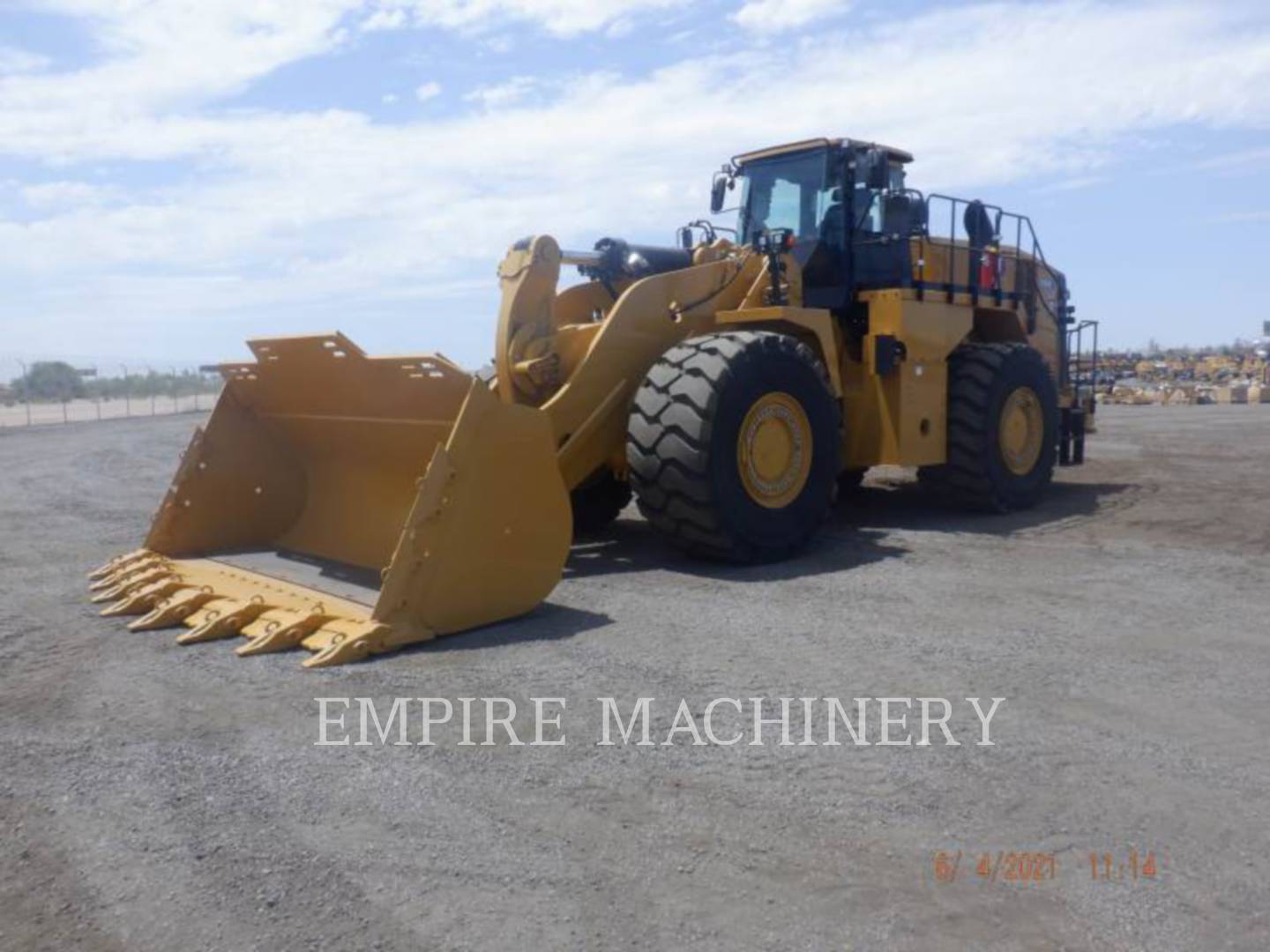 2021 Caterpillar 988K HL Wheel Loader