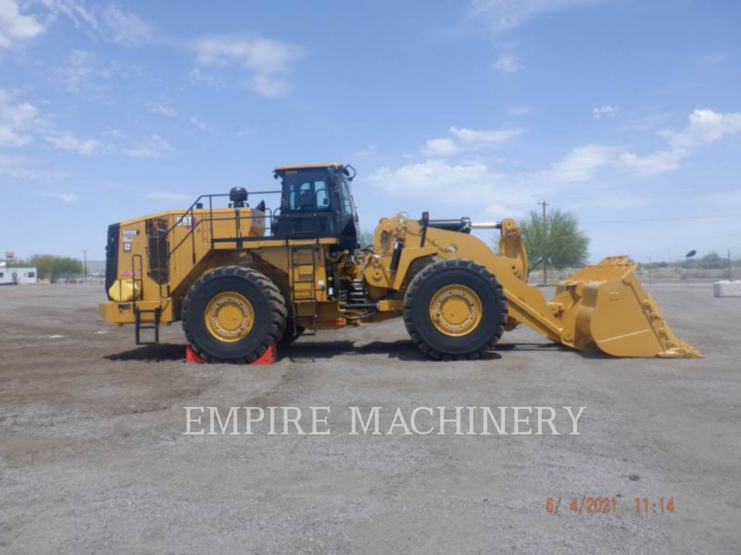 2021 Caterpillar 988K HL Wheel Loader