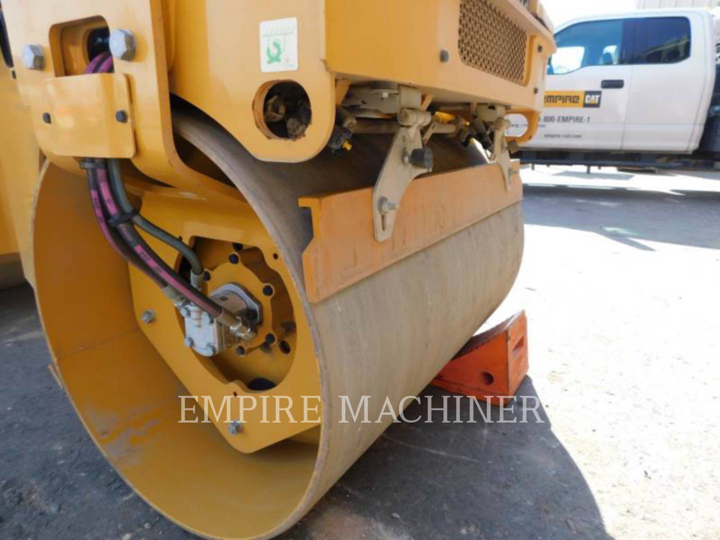 2019 Caterpillar CB22B Vibratory Double