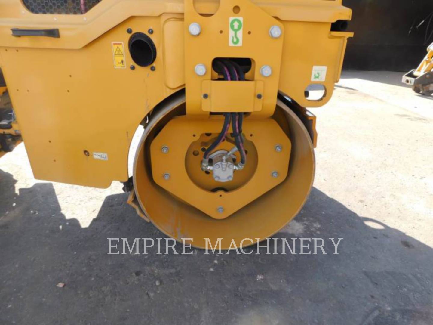 2019 Caterpillar CB22B Vibratory Double