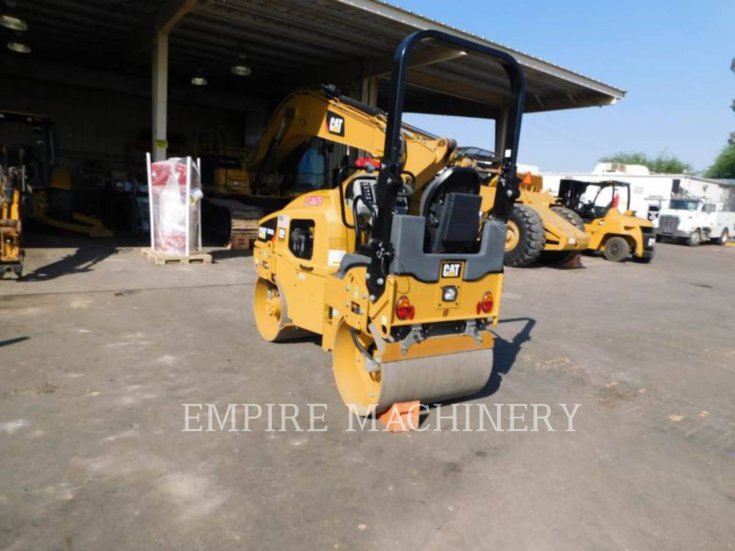 2019 Caterpillar CB22B Vibratory Double