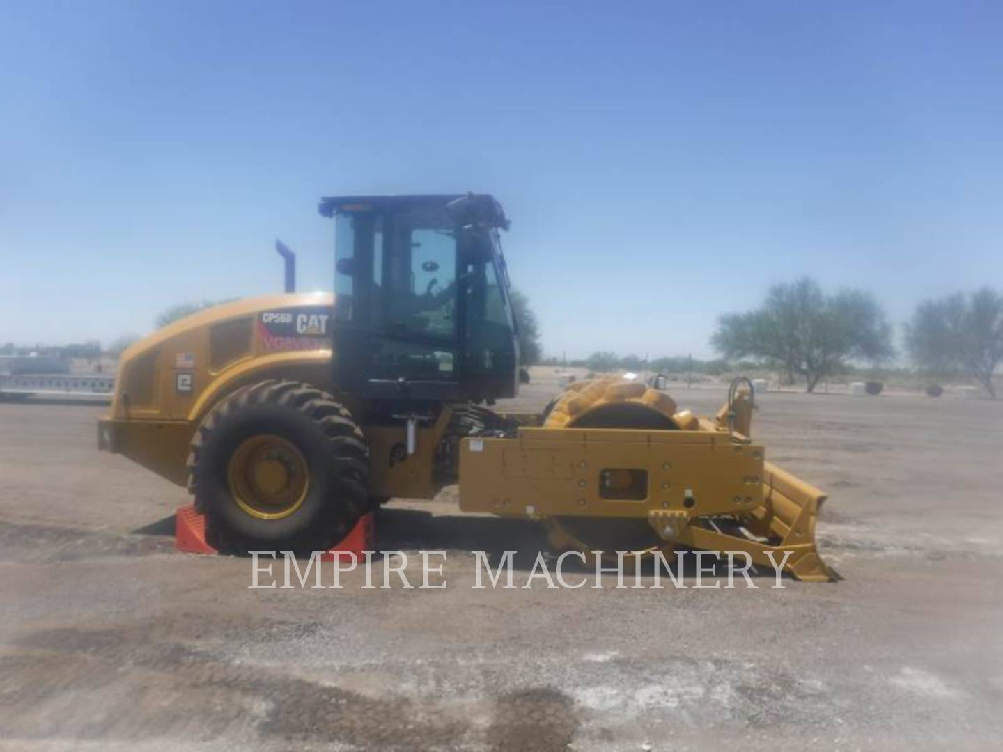 2020 Caterpillar CP56B CA Vibratory Single