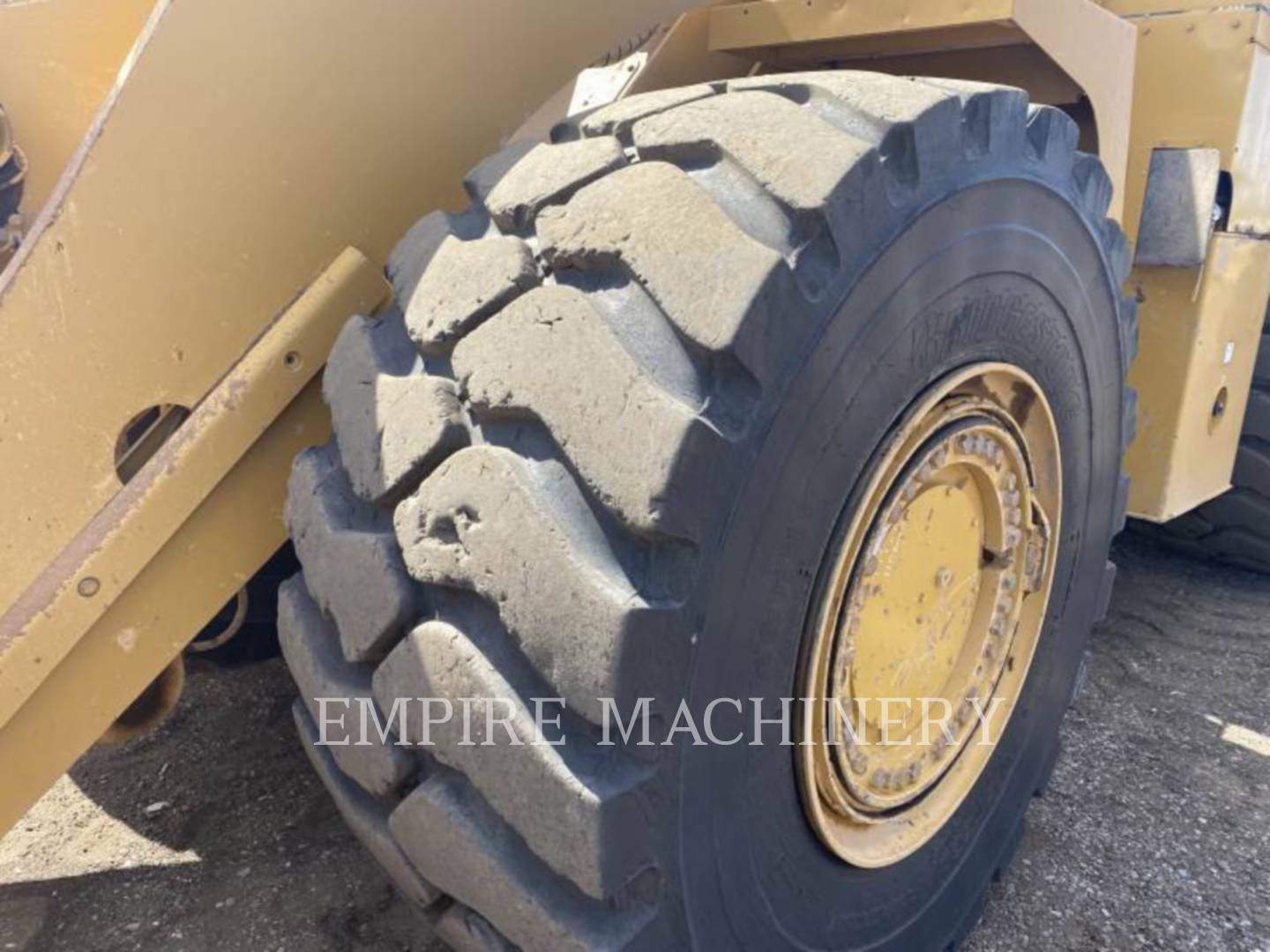 2015 Caterpillar 988K Wheel Loader