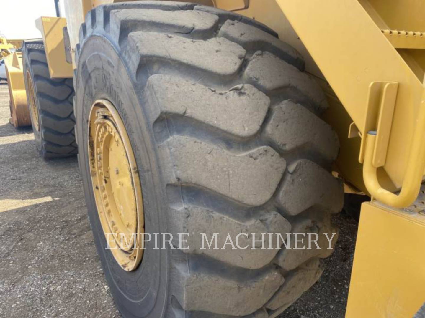 2015 Caterpillar 988K Wheel Loader