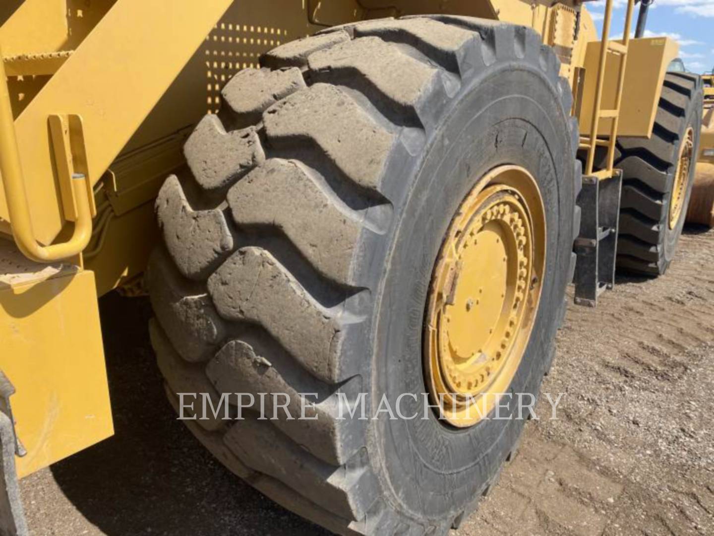 2015 Caterpillar 988K Wheel Loader