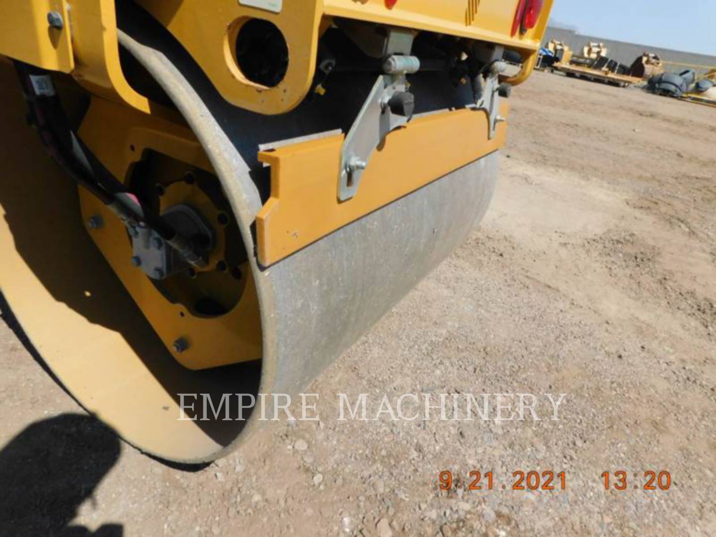 2019 Caterpillar CB22B Vibratory Double