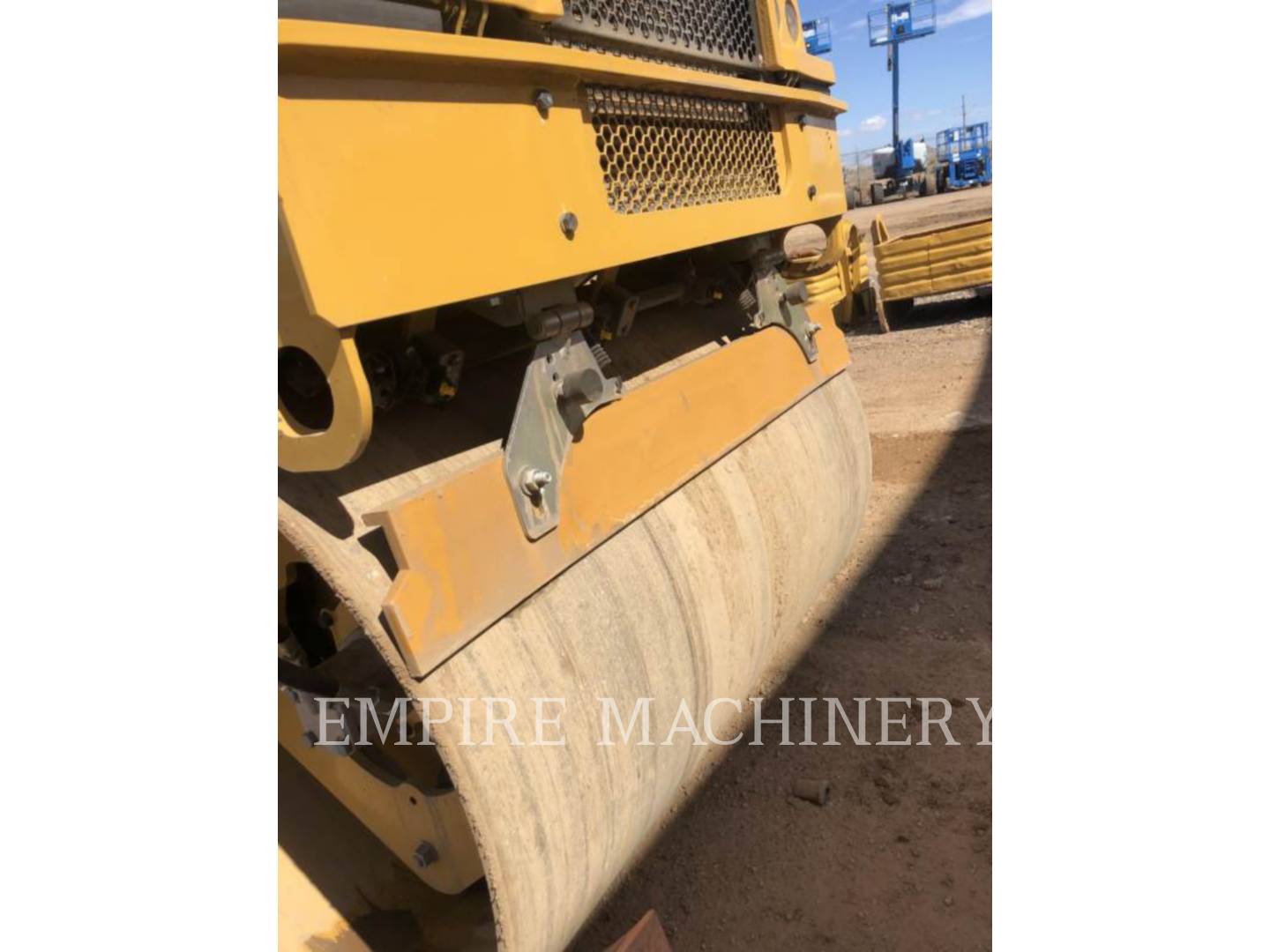 2019 Caterpillar CB22B Vibratory Double