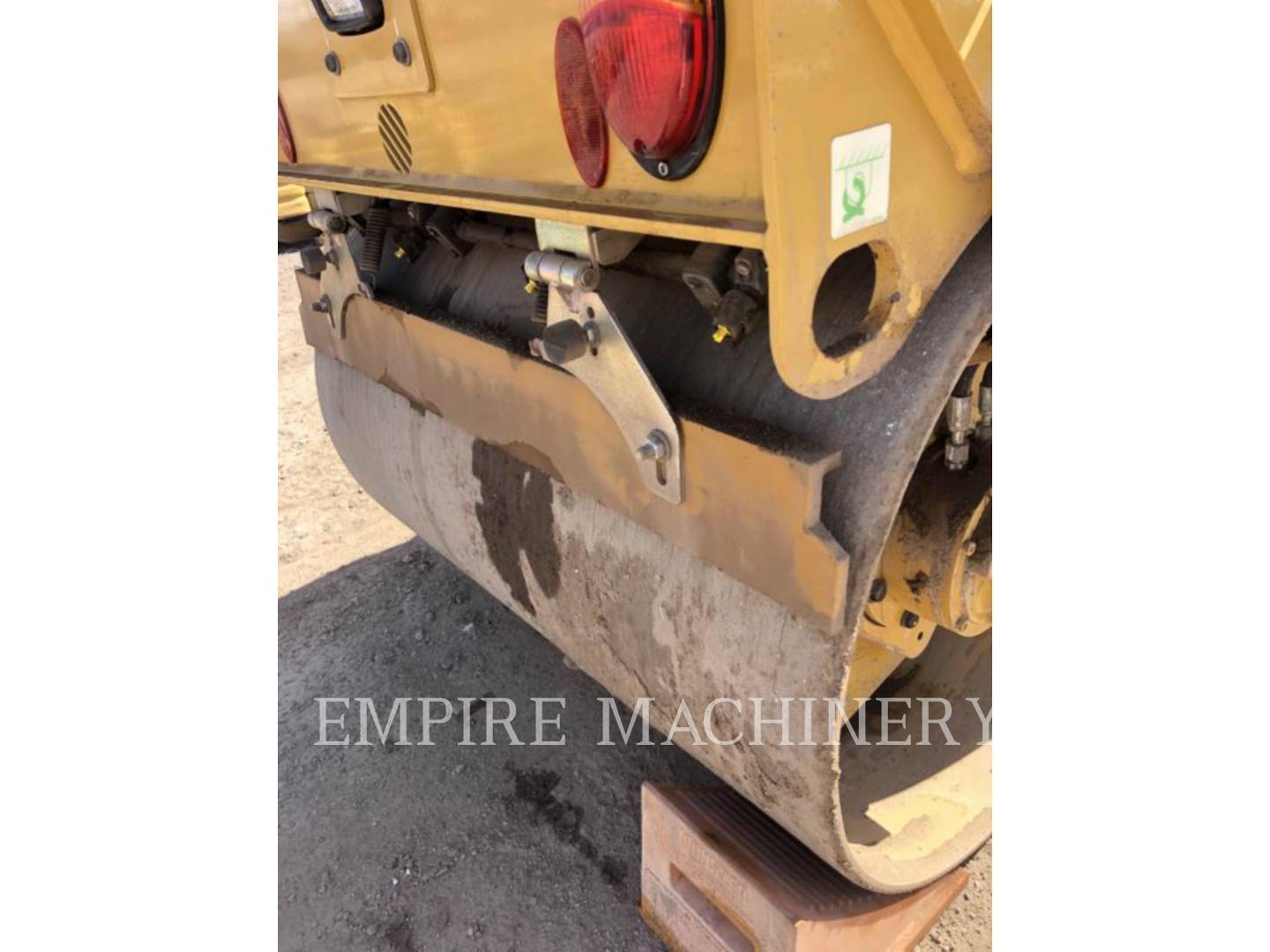 2019 Caterpillar CB22B Vibratory Double