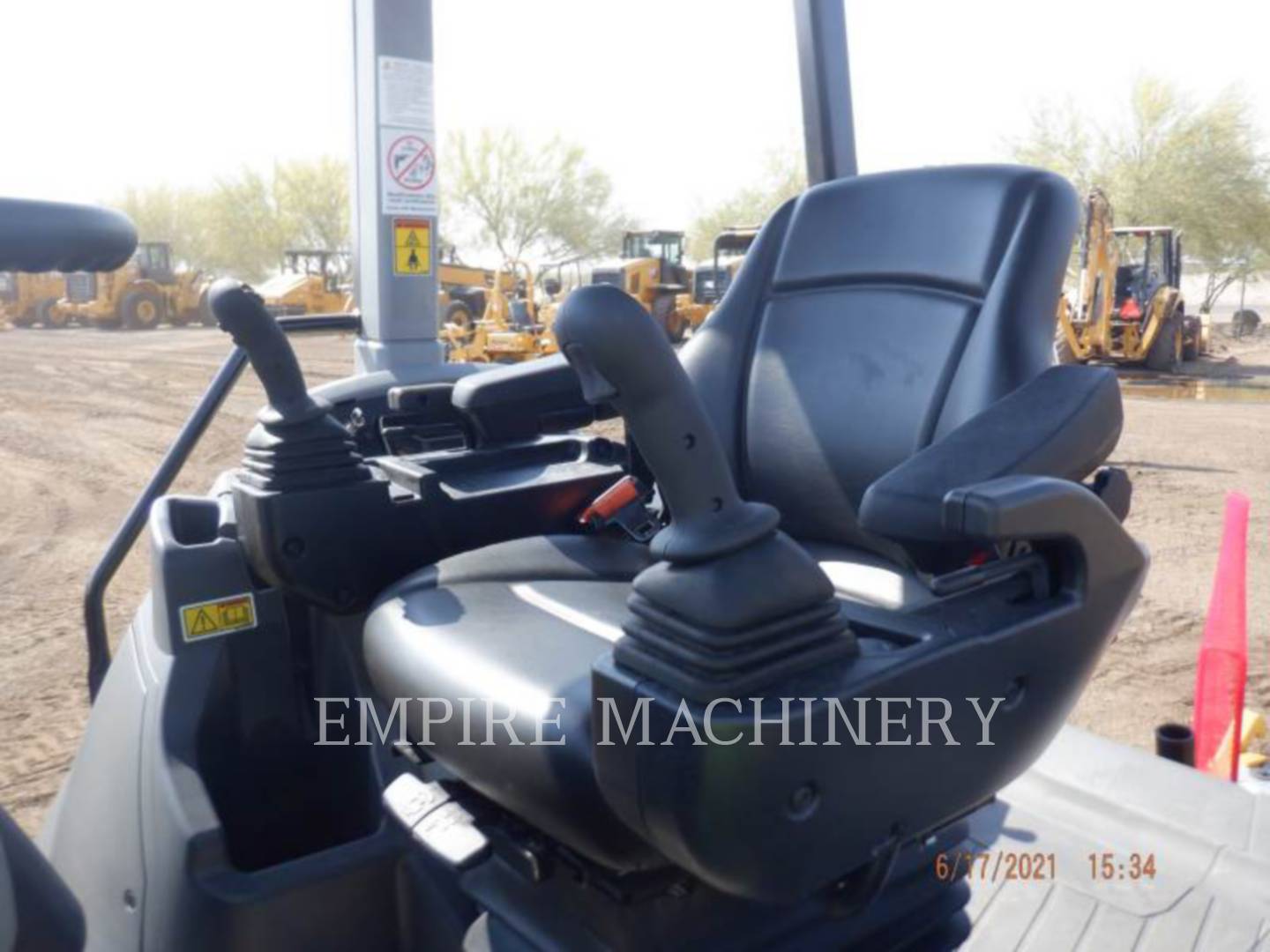 2020 Caterpillar 420XE4EOP Tractor Loader Backhoe