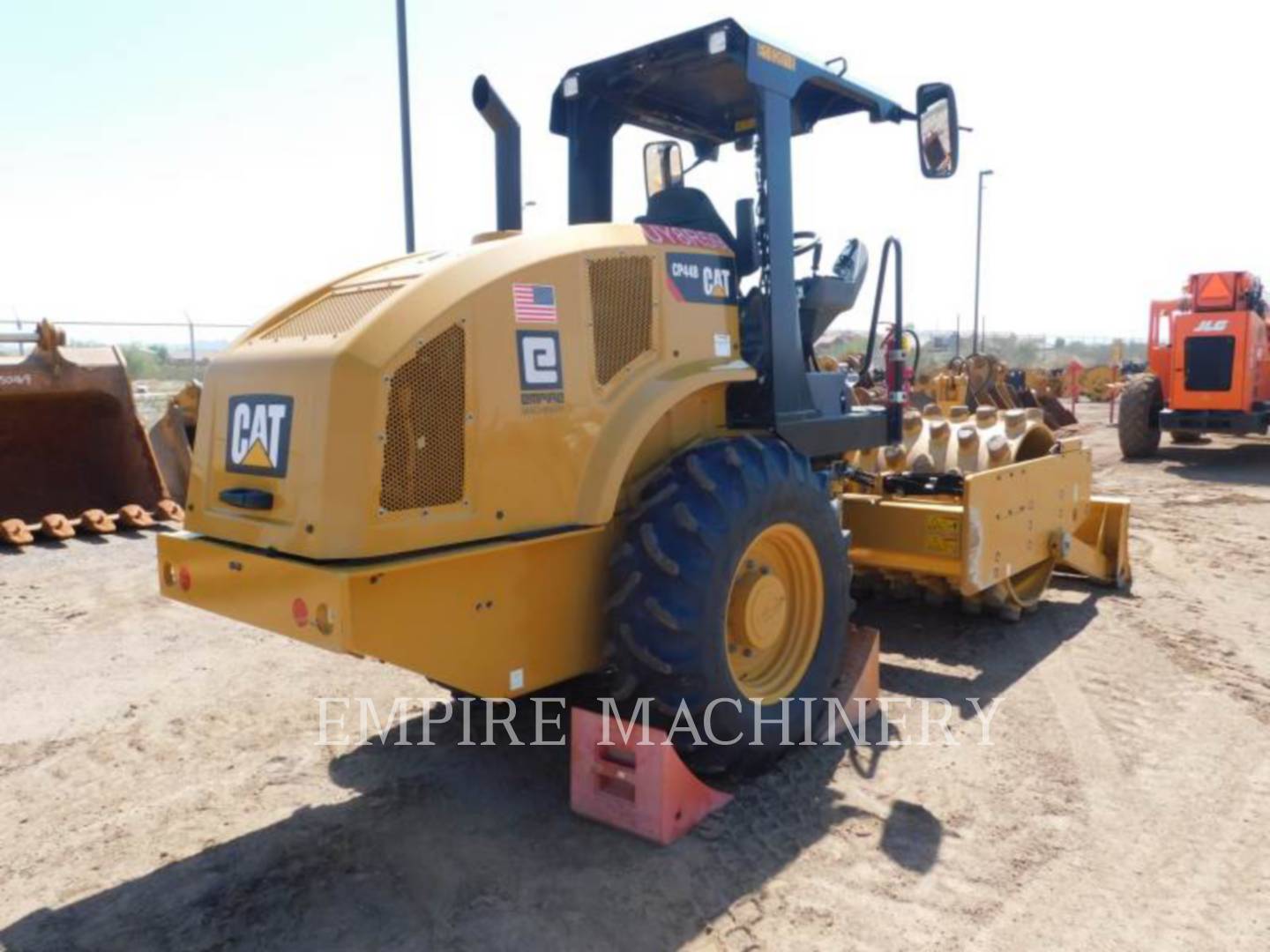 2021 Caterpillar CP44B Vibratory Single