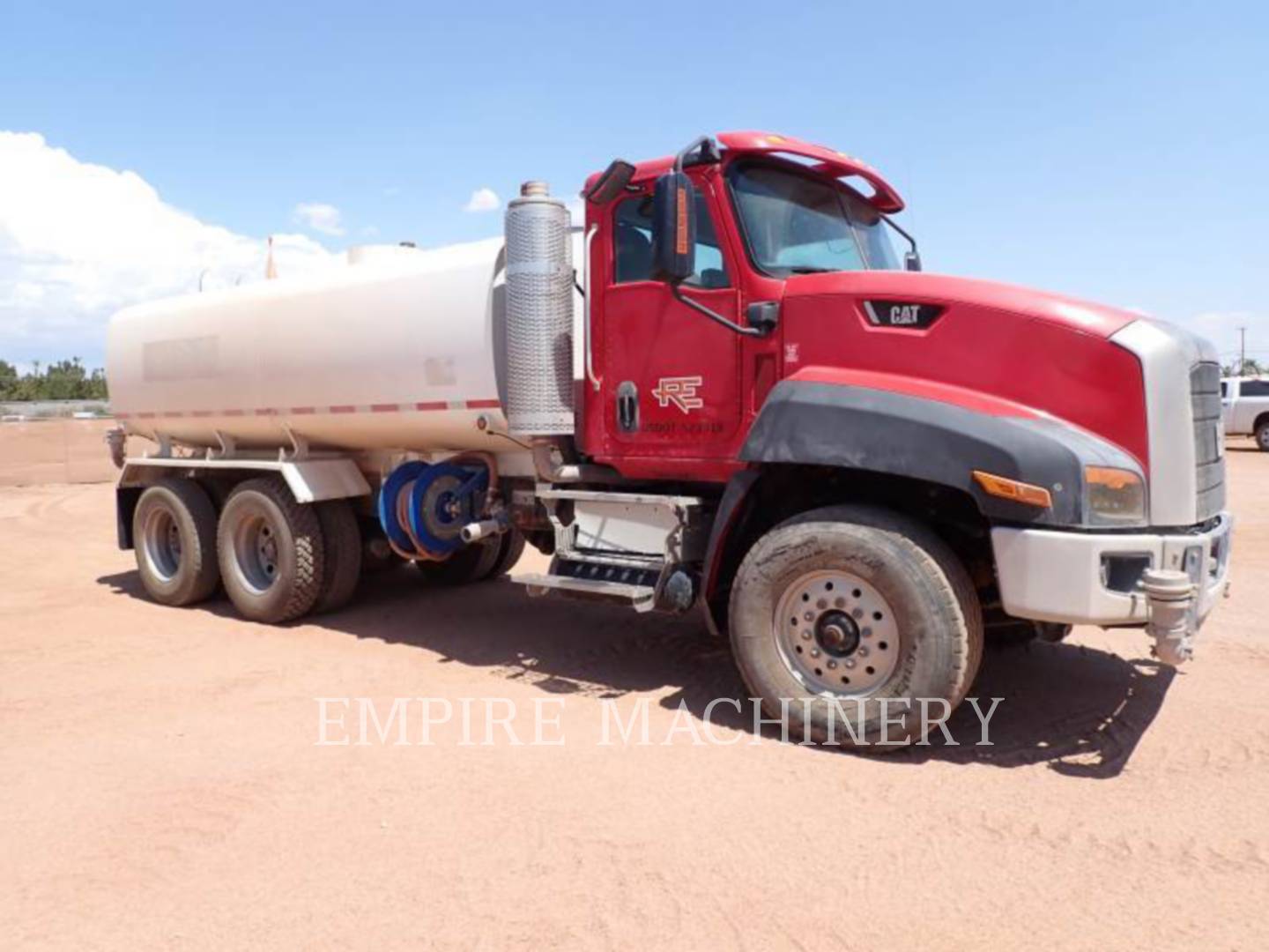 2012 Caterpillar CT660 Water Truck