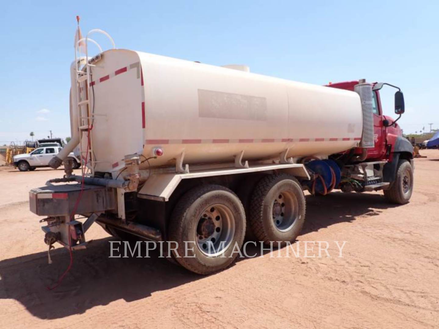 2012 Caterpillar CT660 Water Truck