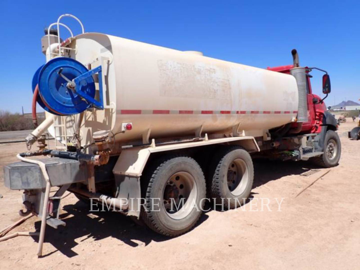 2012 Caterpillar CT660 Water Truck