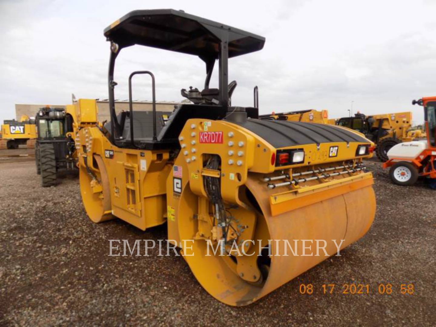 2019 Caterpillar CB15 Vibratory Double