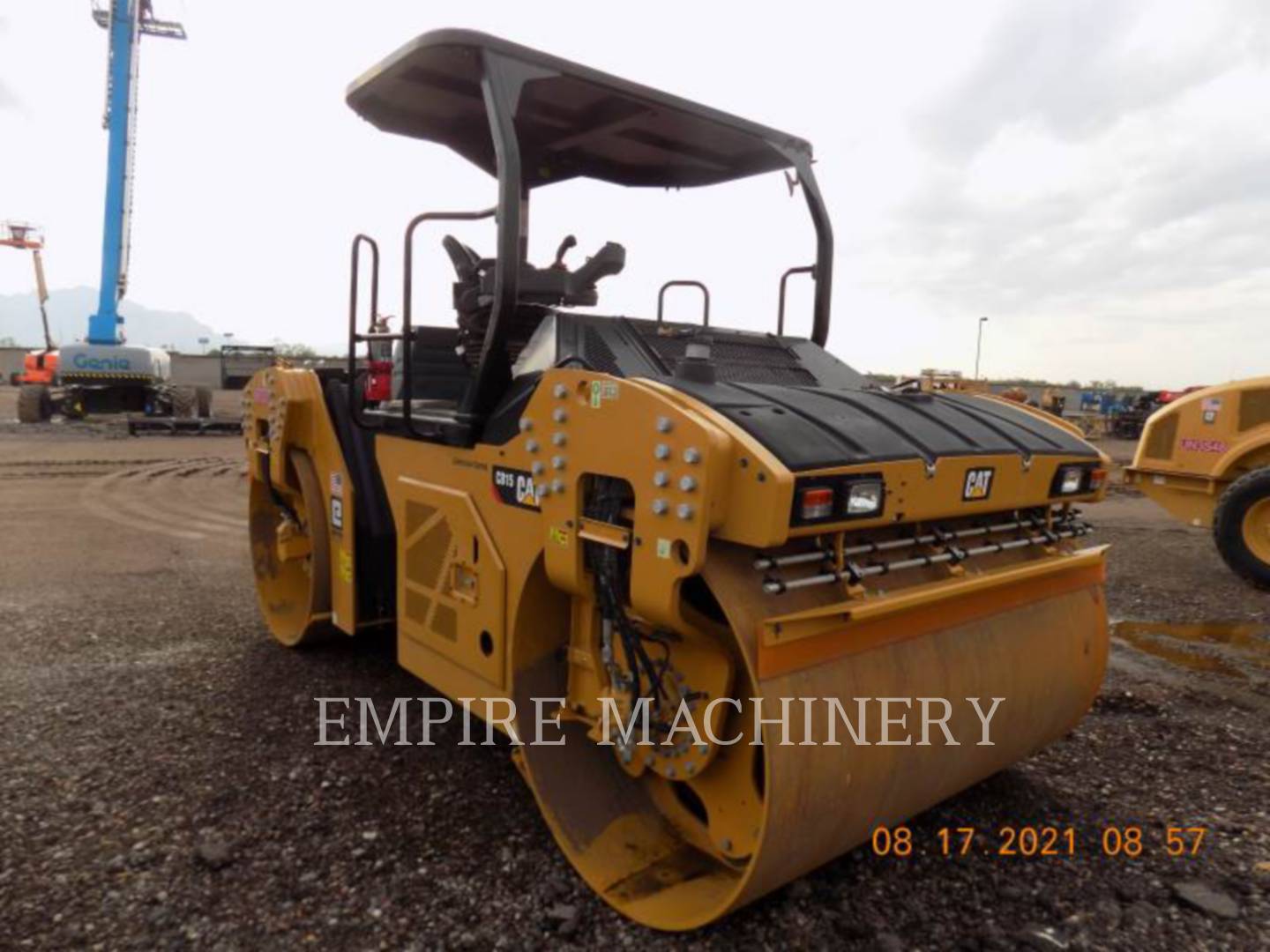 2019 Caterpillar CB15 Vibratory Double