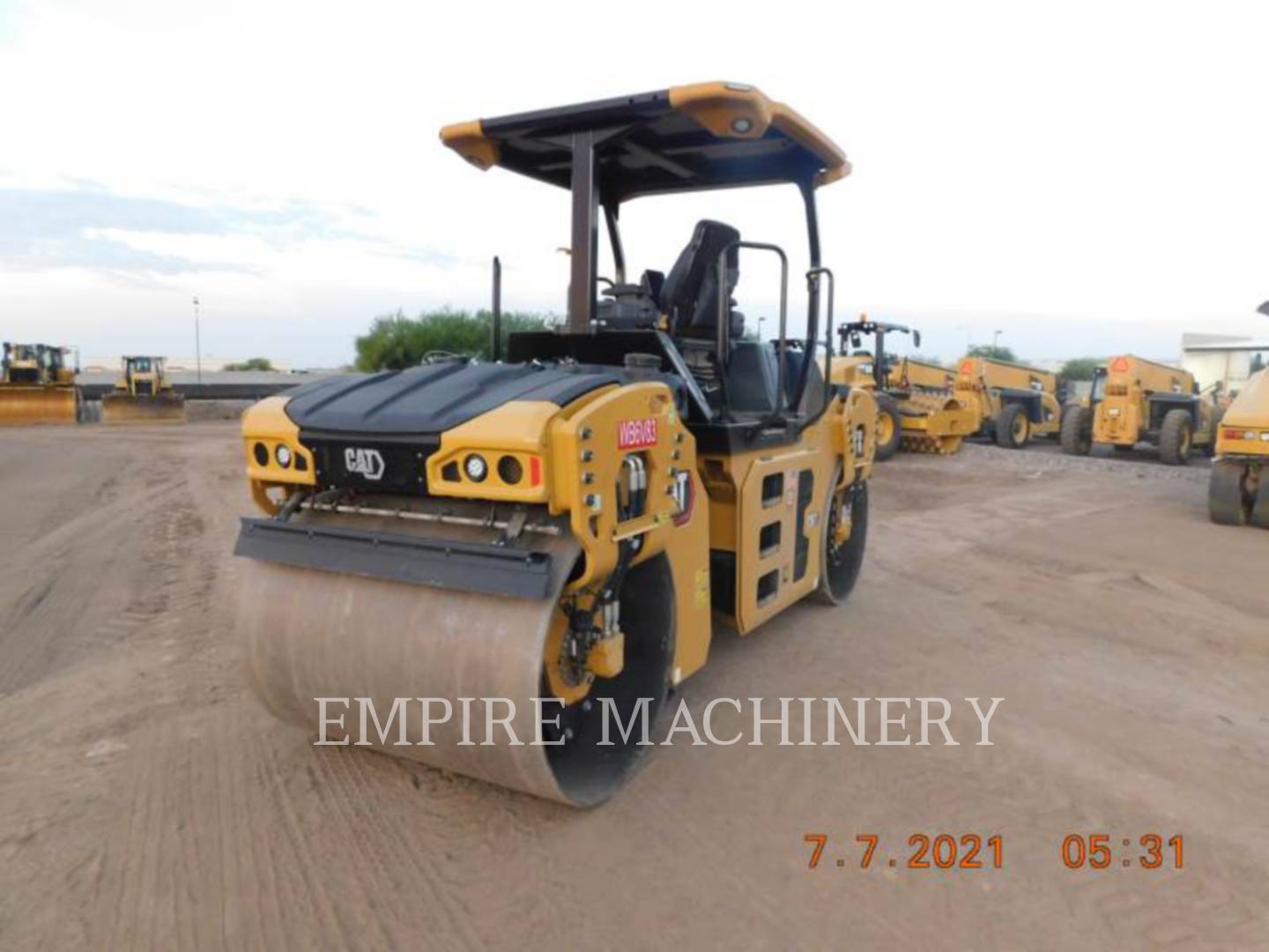 2020 Caterpillar CB7-02 Vibratory Double