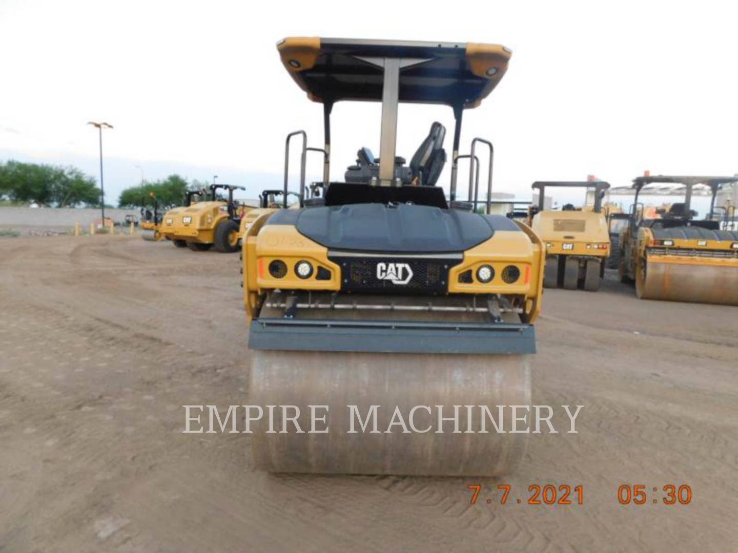 2020 Caterpillar CB7-02 Vibratory Double