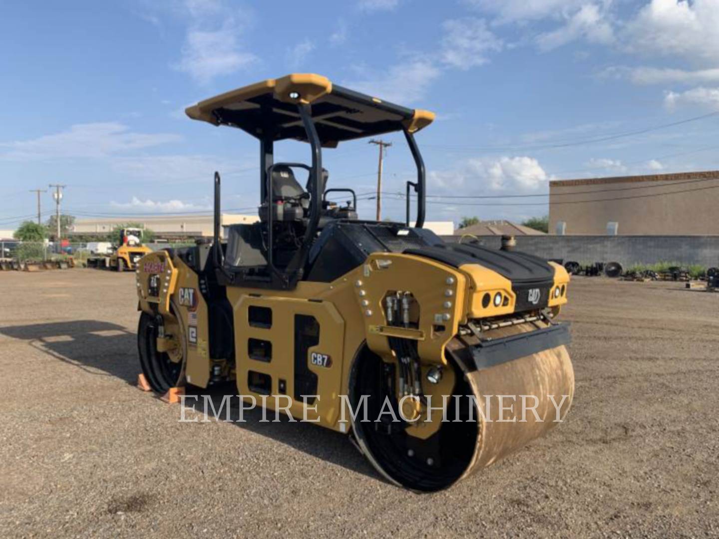 2021 Caterpillar CB7-02 Vibratory Double