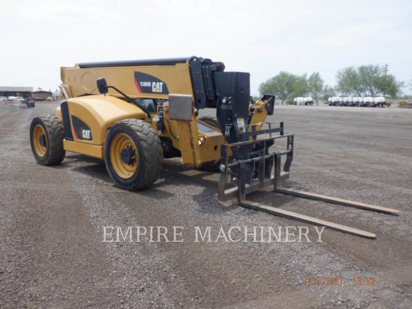 2015 Caterpillar TL1055D TeleHandler