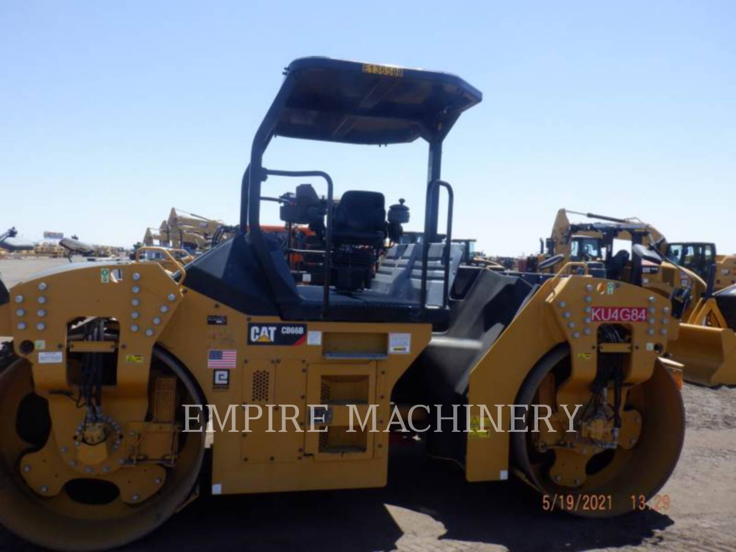 2017 Caterpillar CB66B Vibratory Double