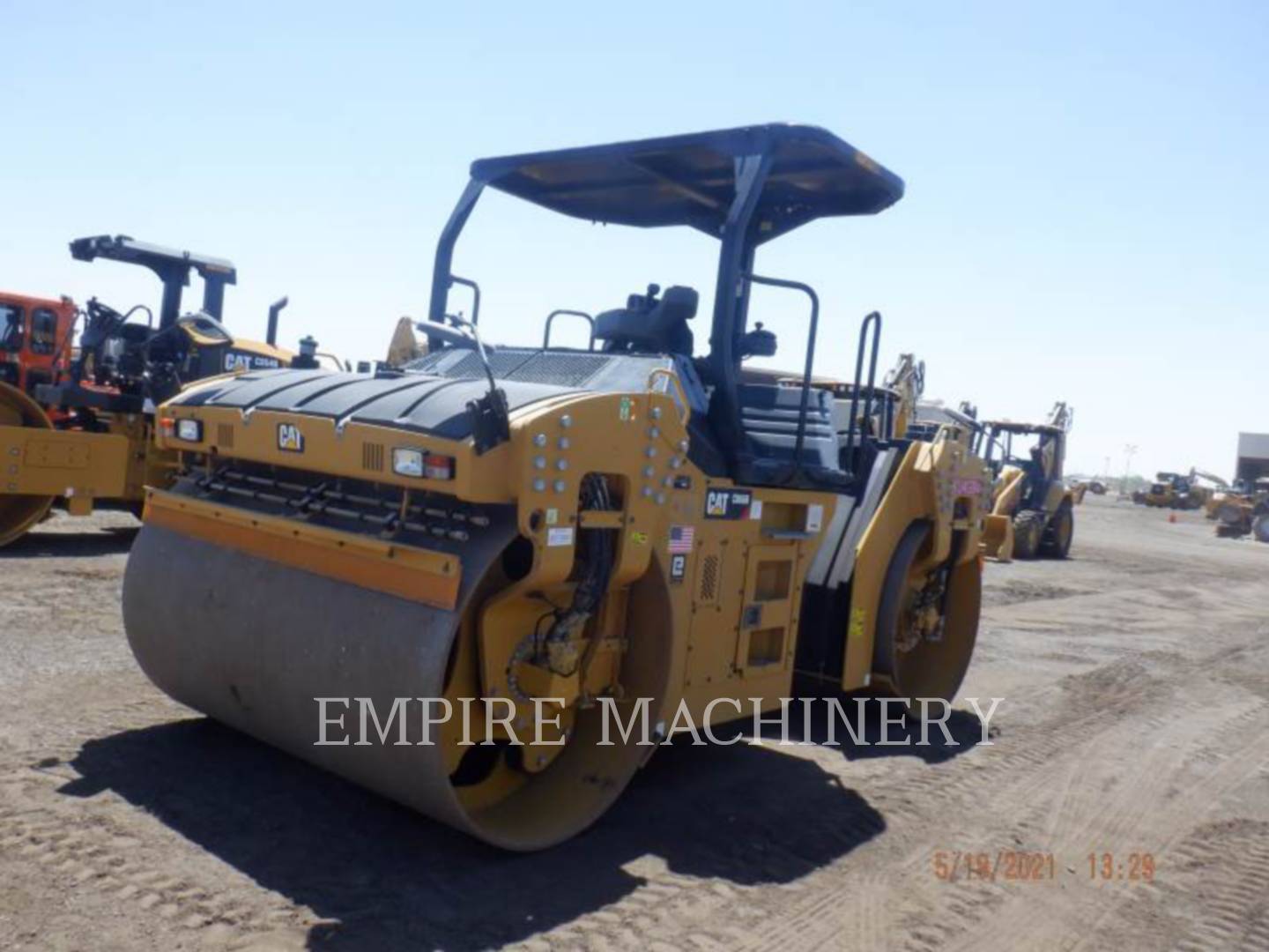 2017 Caterpillar CB66B Vibratory Double