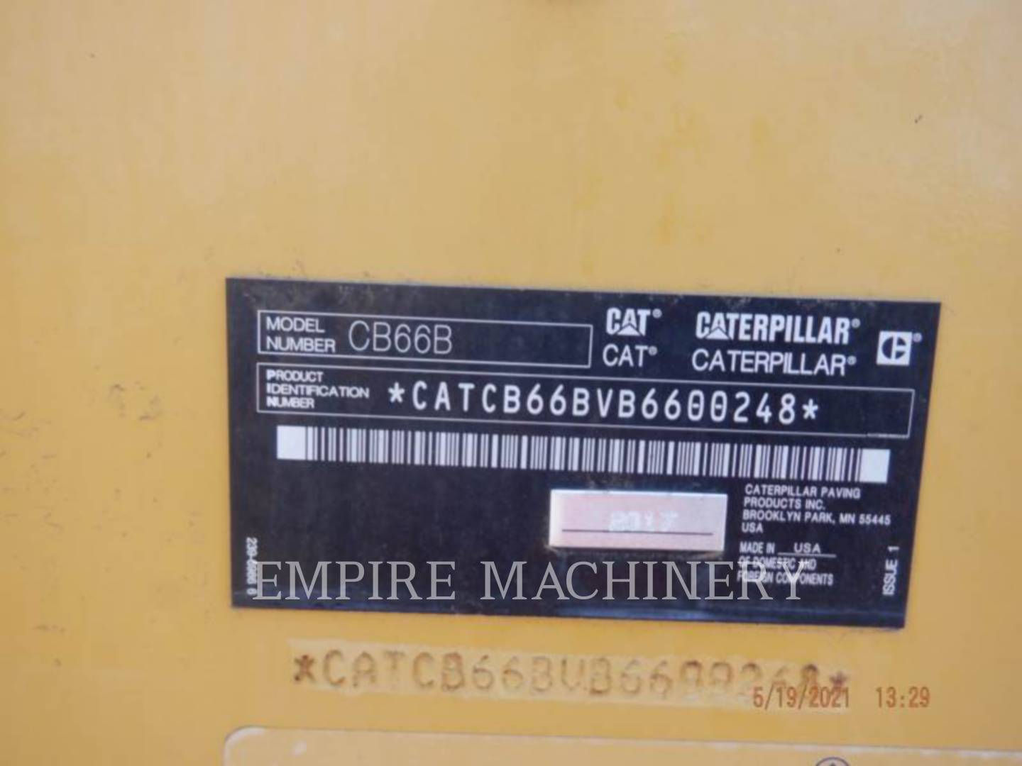 2017 Caterpillar CB66B Vibratory Double