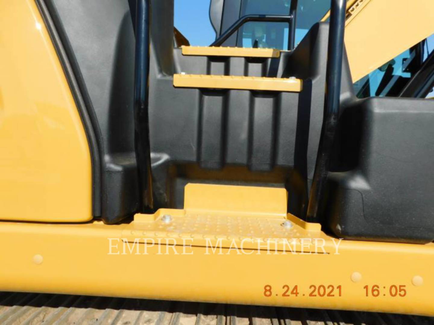 2021 Caterpillar 323-07 Excavator