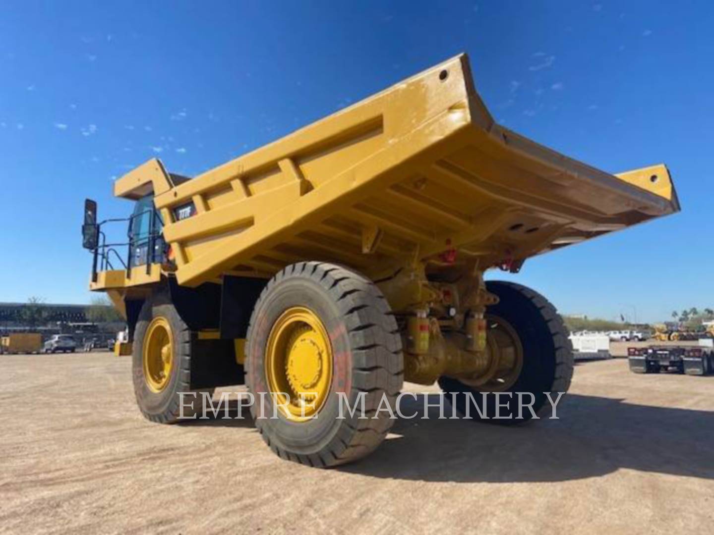 2011 Caterpillar 777F Truck