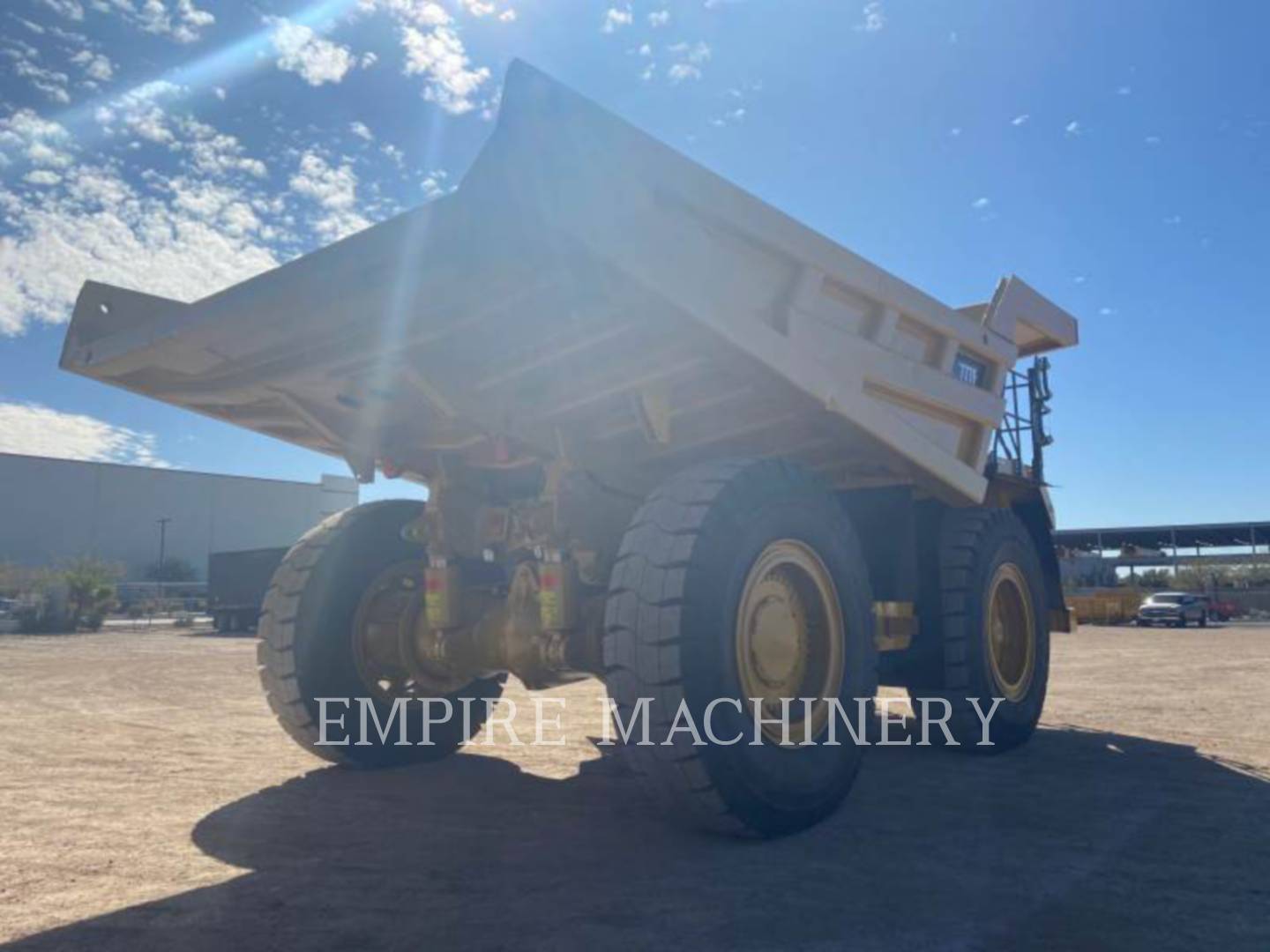 2011 Caterpillar 777F Truck