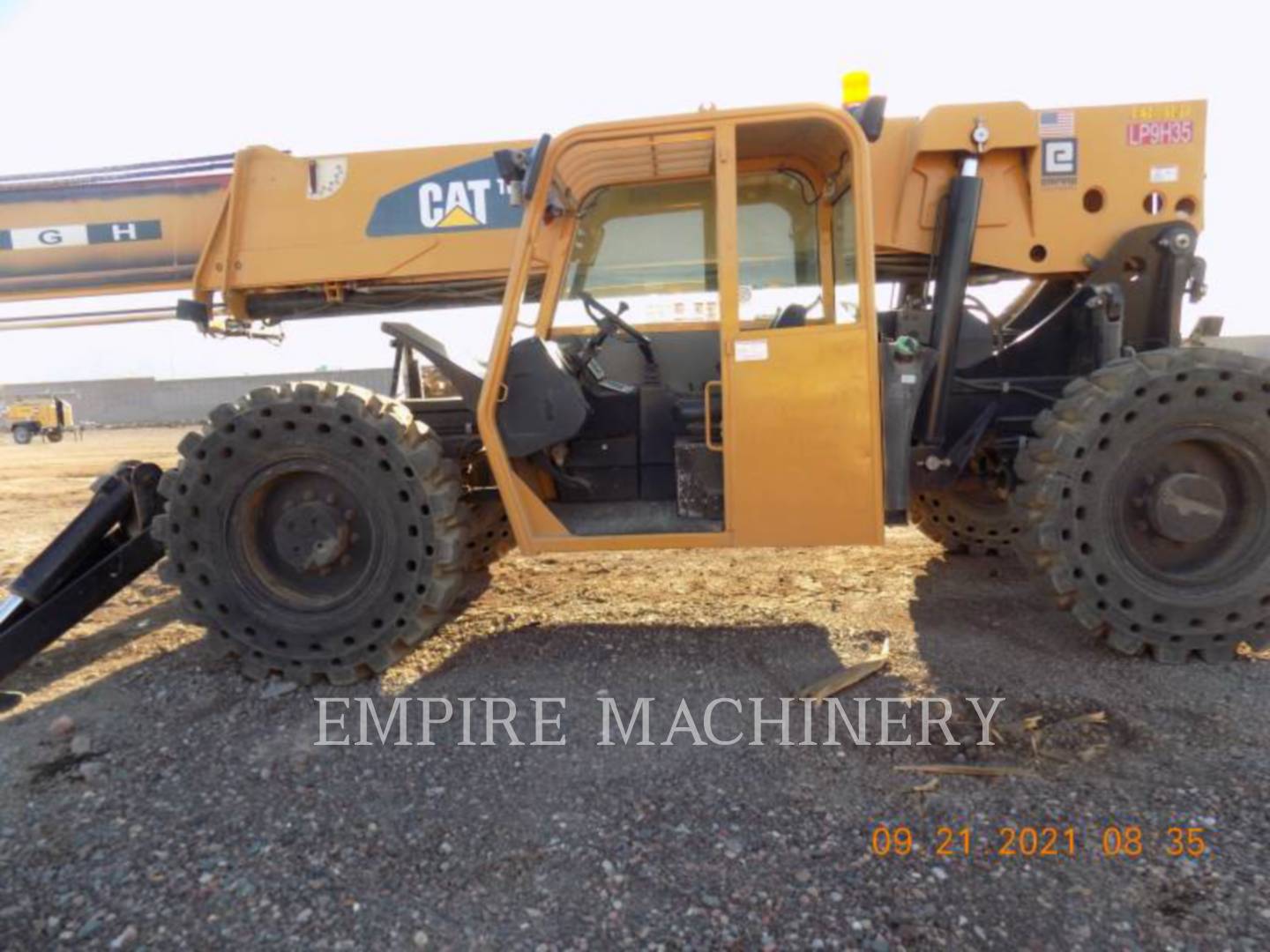 2012 Caterpillar TL1055 TeleHandler