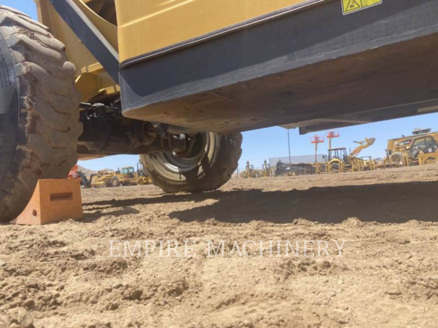 2015 Caterpillar TL1055C TeleHandler