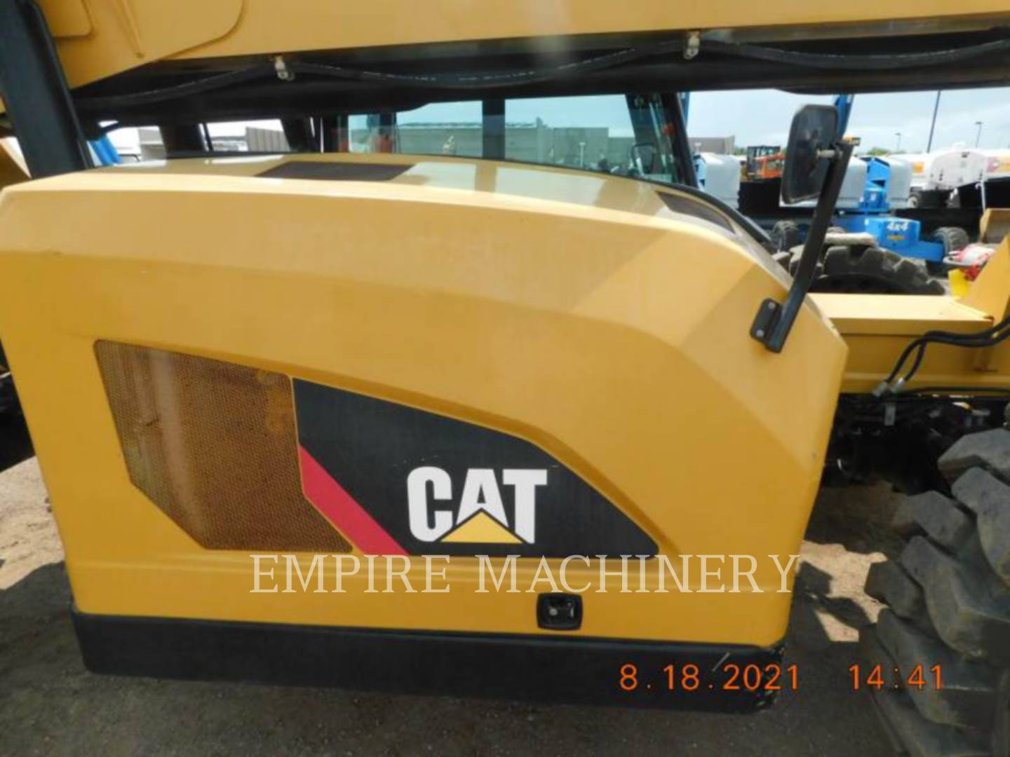 2015 Caterpillar TL1055C TeleHandler