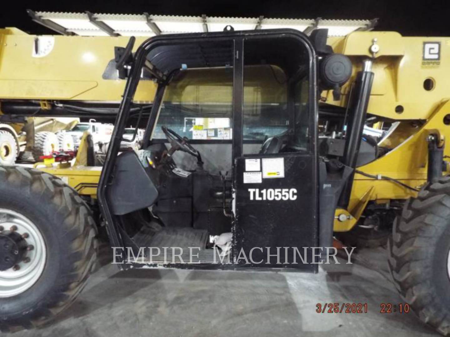 2014 Caterpillar TL1055C TeleHandler