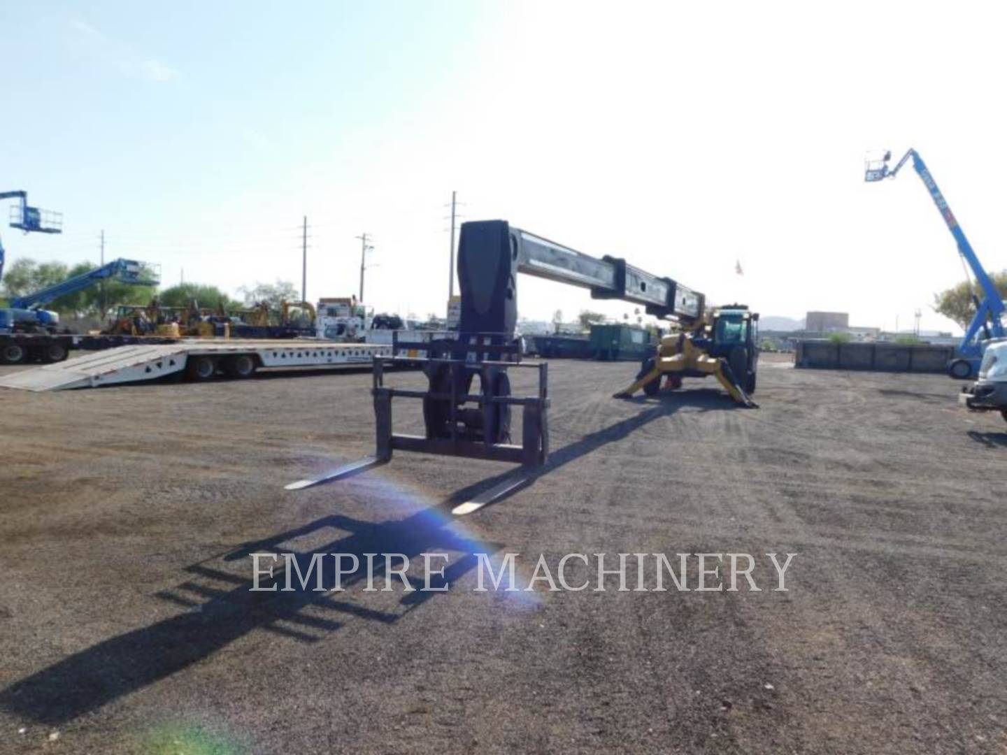 2015 Caterpillar TL1055C TeleHandler