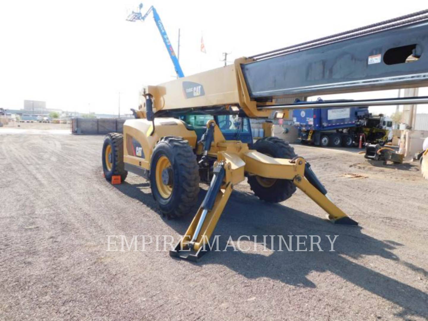 2015 Caterpillar TL1055C TeleHandler