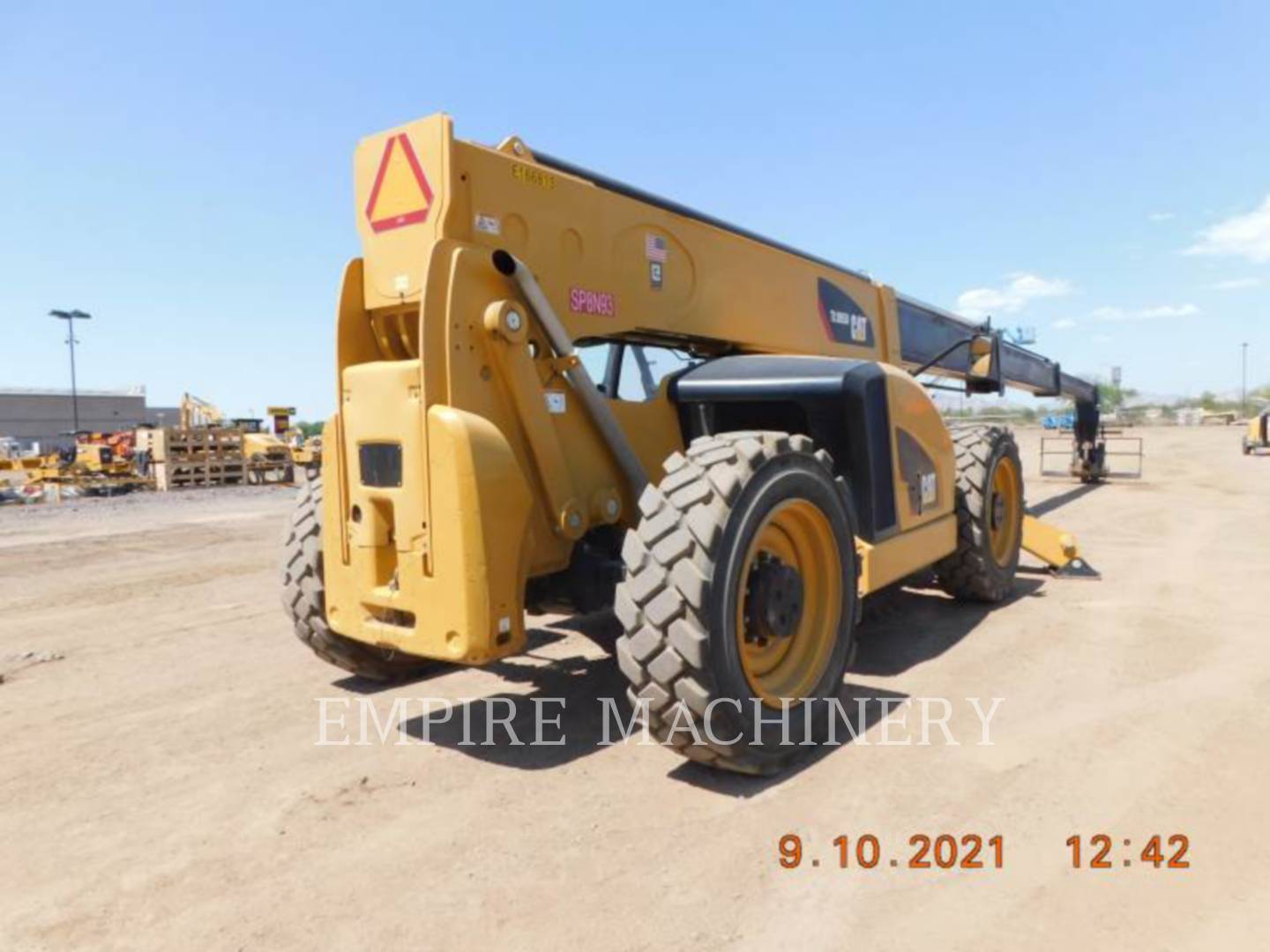 2015 Caterpillar TL1055D TeleHandler