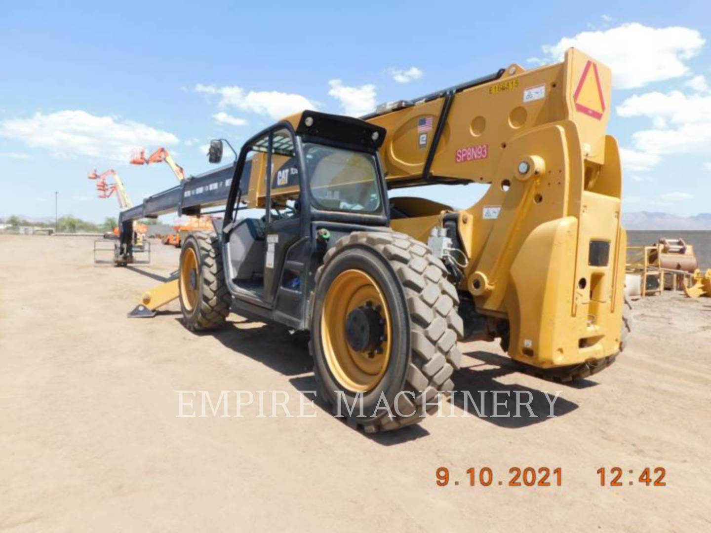 2015 Caterpillar TL1055D TeleHandler