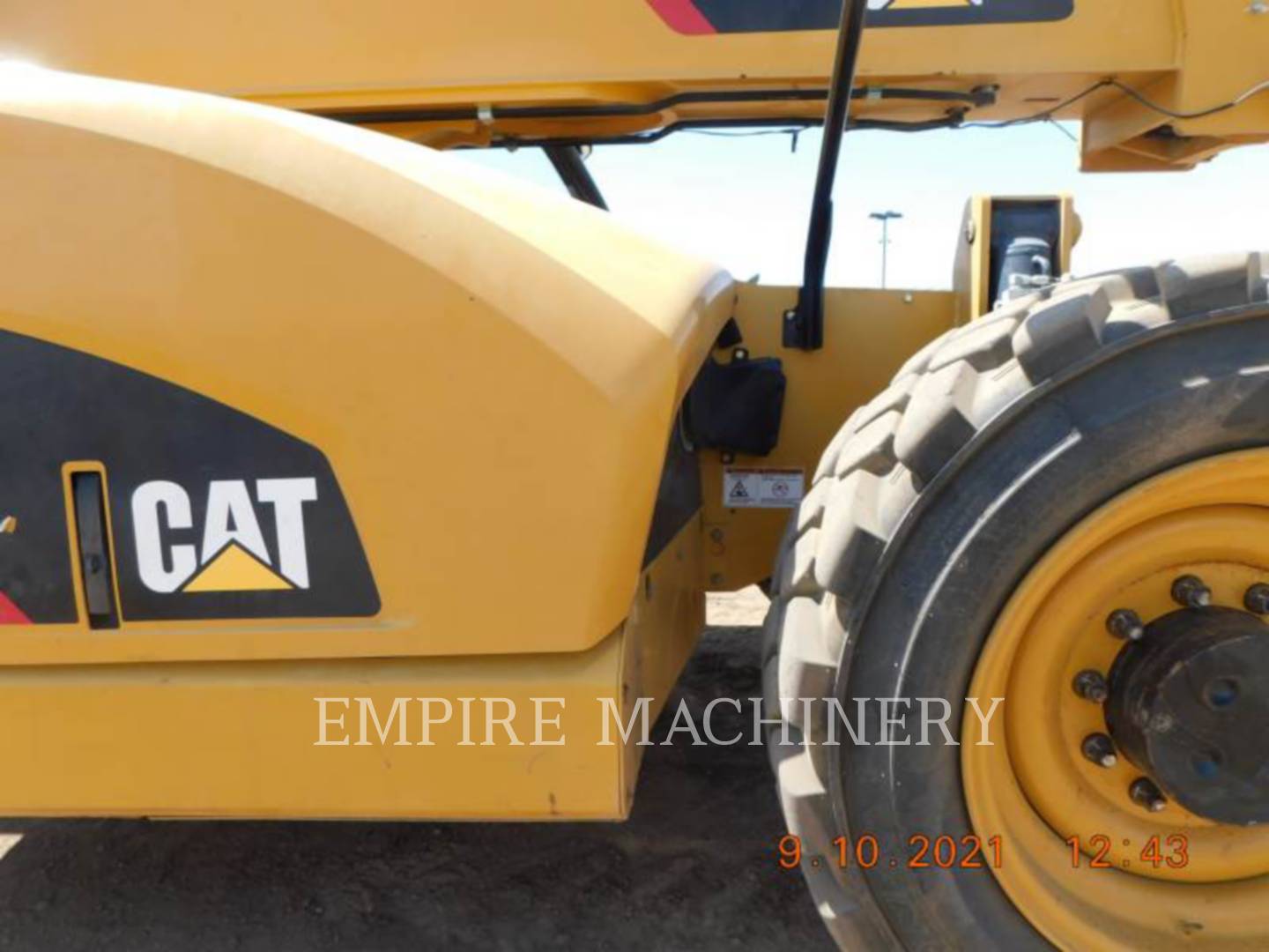 2015 Caterpillar TL1055D TeleHandler