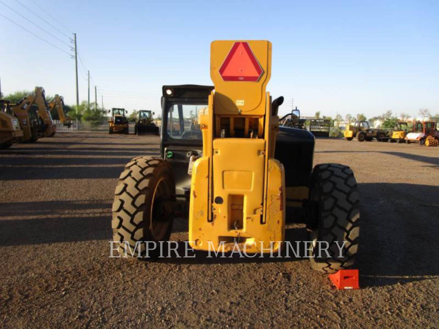 2015 Caterpillar TL1055D TeleHandler