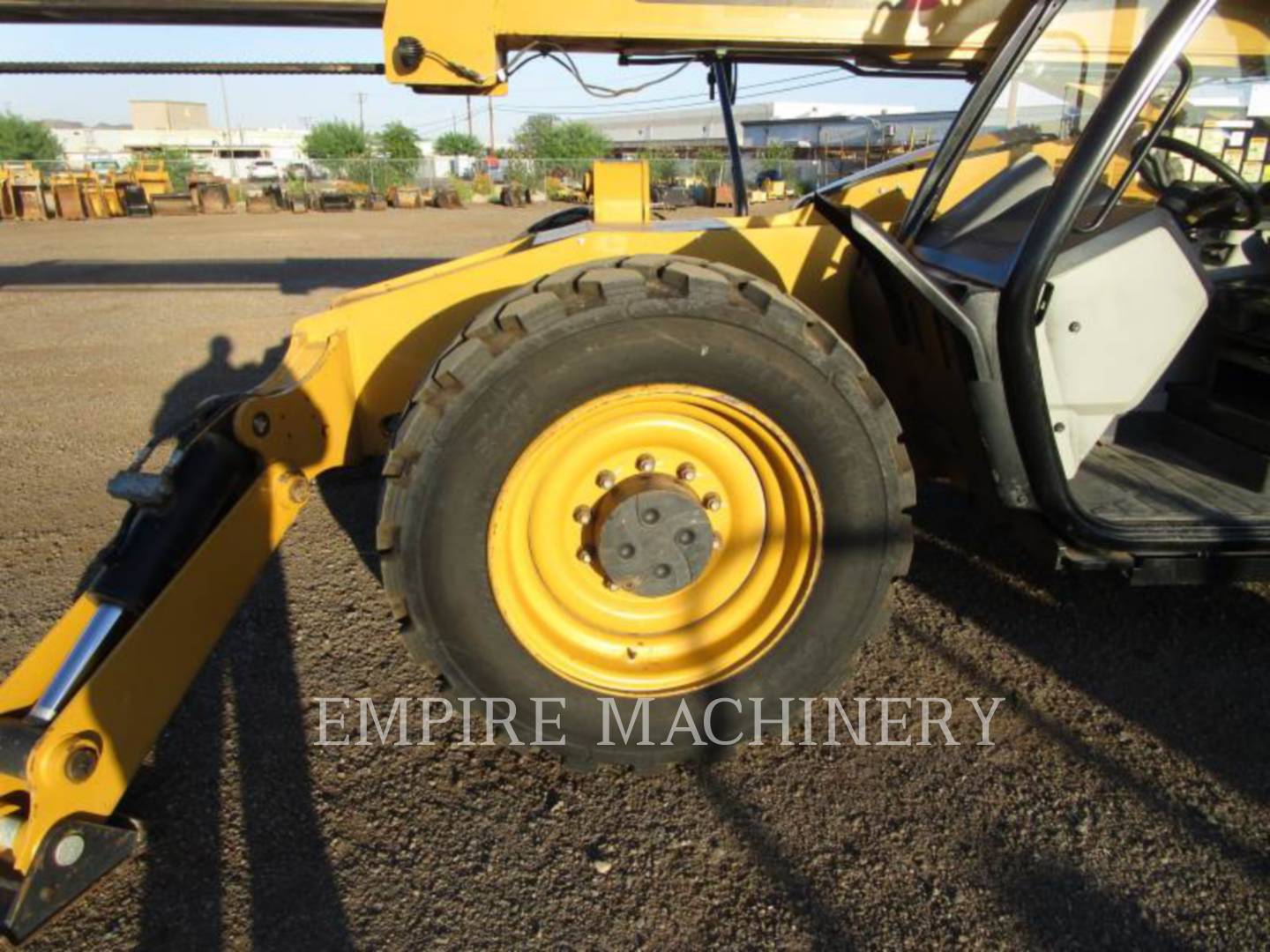 2015 Caterpillar TL1055D TeleHandler