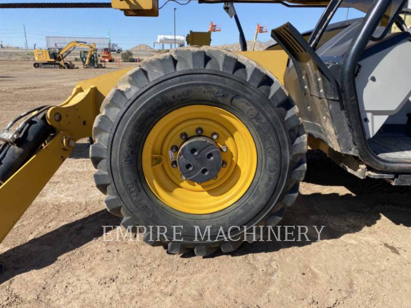 2015 Caterpillar TL1055D TeleHandler