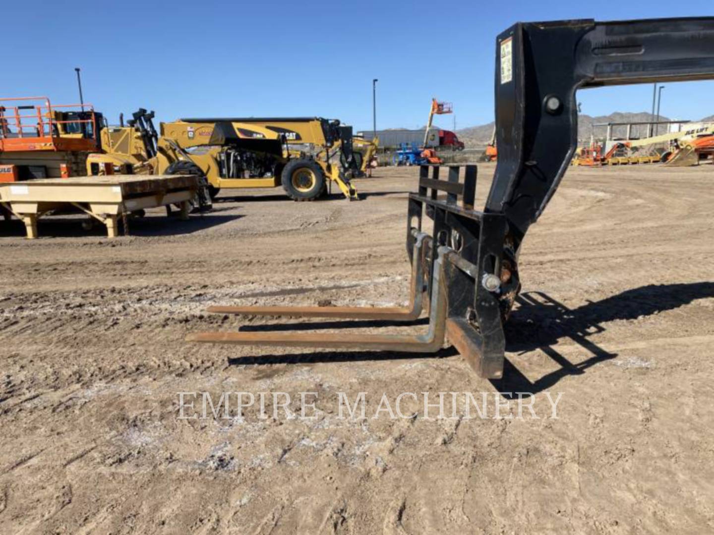 2015 Caterpillar TL1055D TeleHandler