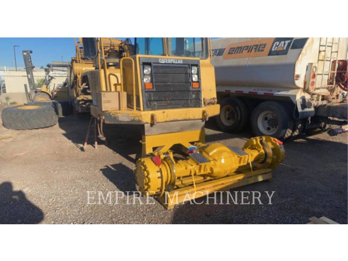 2015 Caterpillar TL1055D TeleHandler