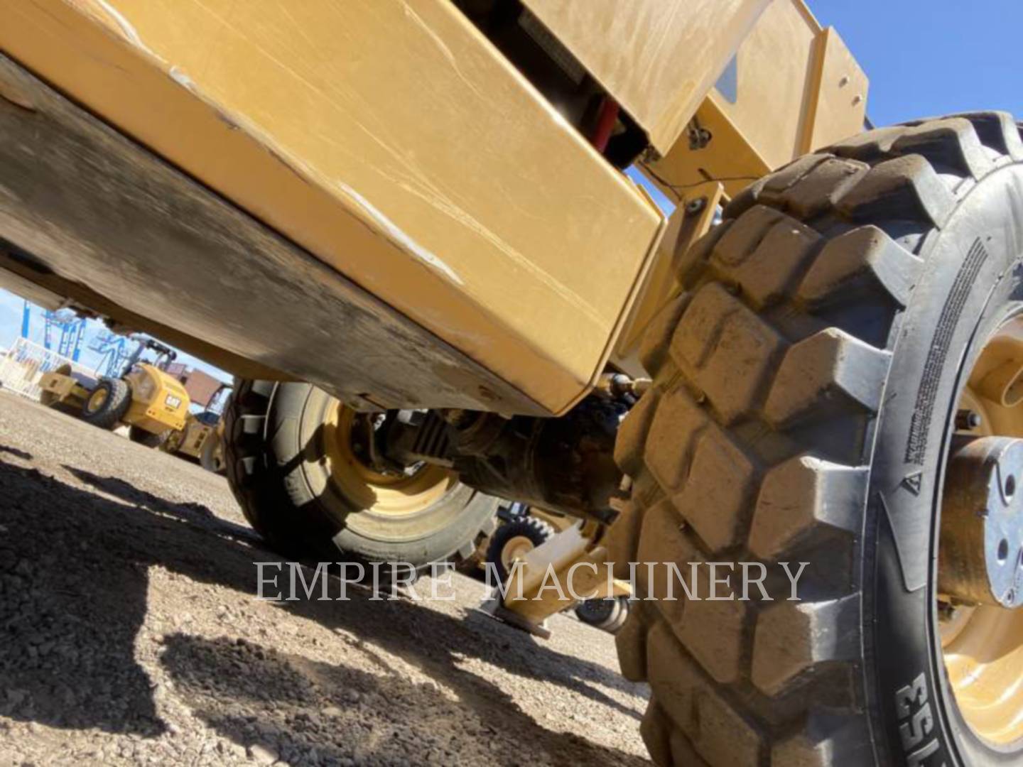 2015 Caterpillar TL1055D TeleHandler