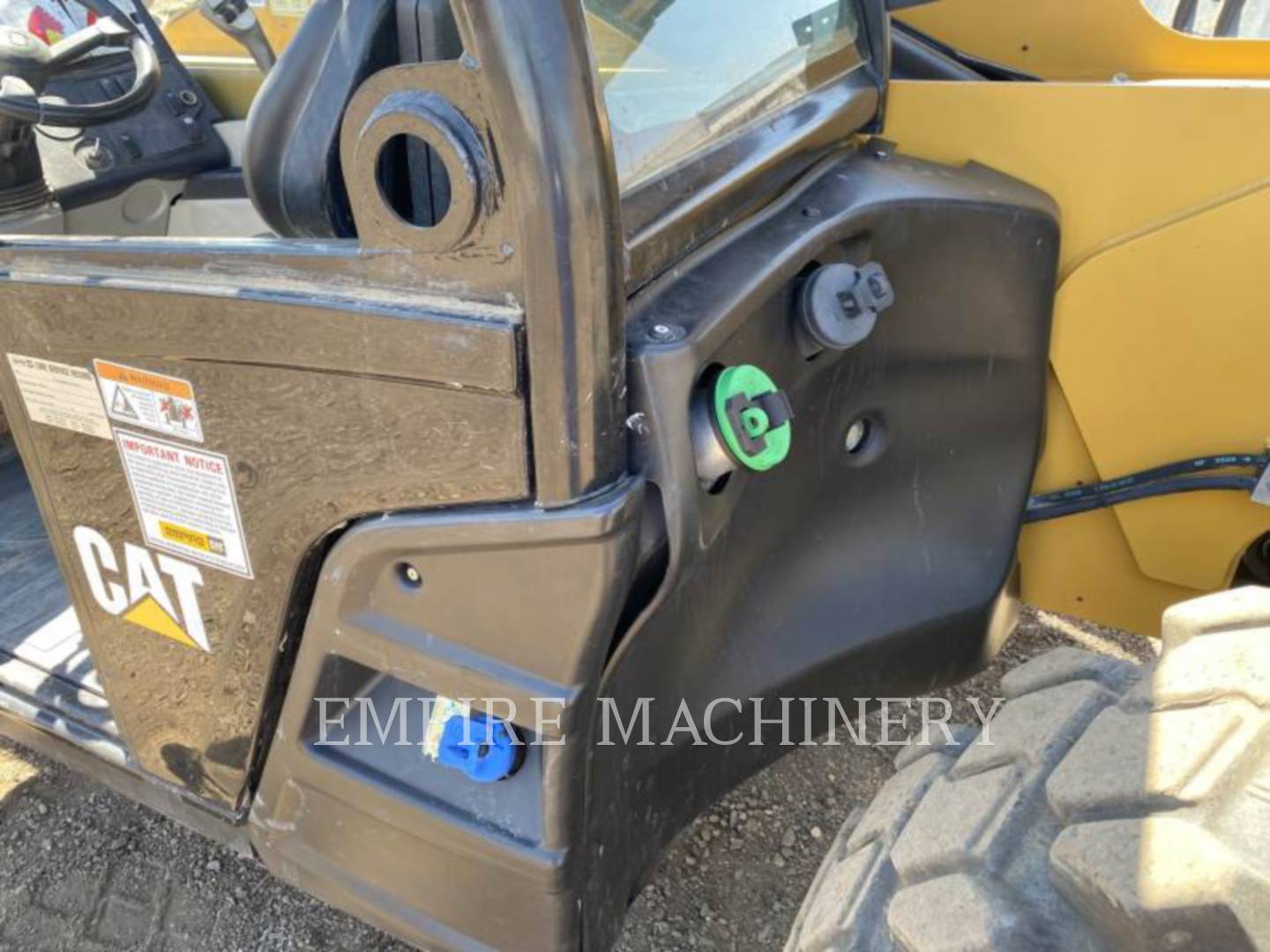 2015 Caterpillar TL1055D TeleHandler