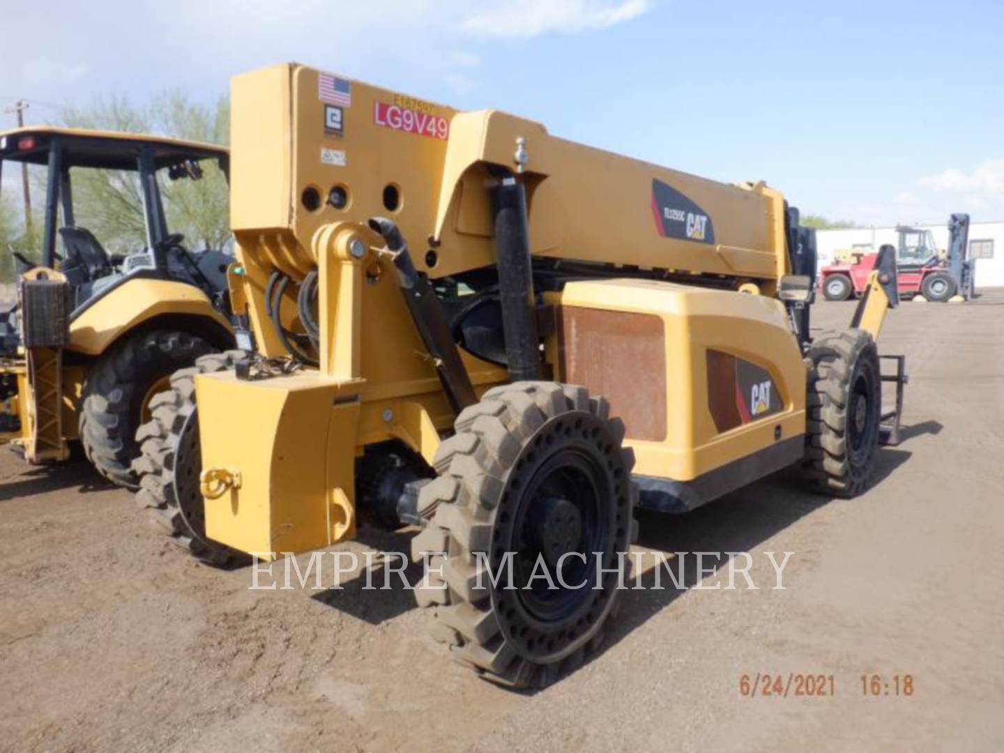 2013 Caterpillar TL1255C TeleHandler