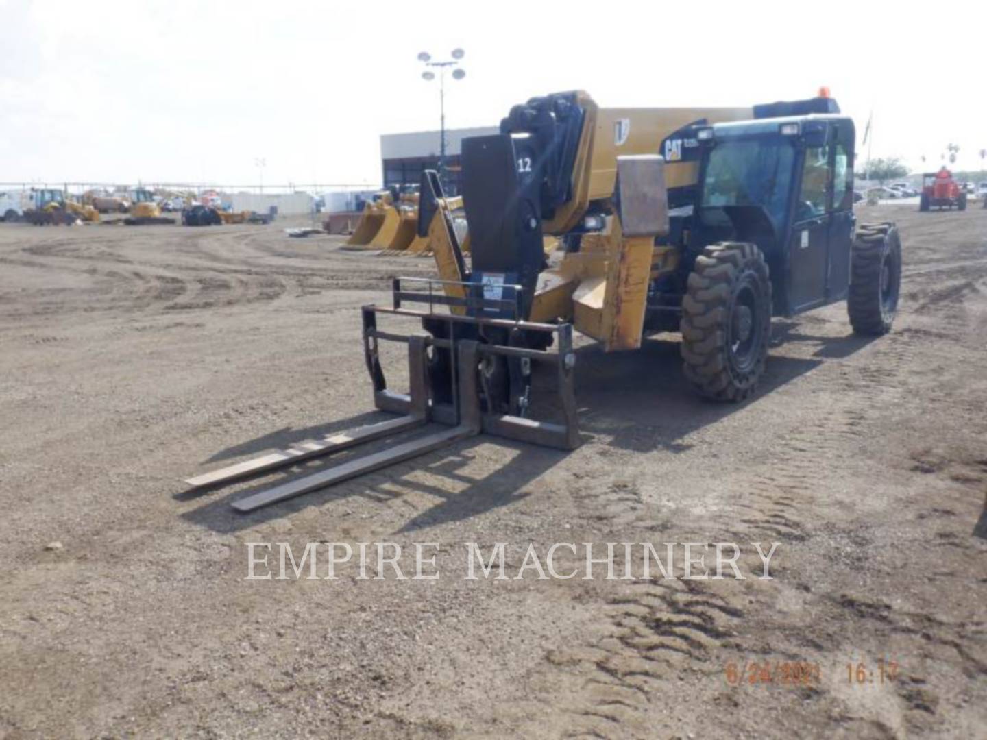 2013 Caterpillar TL1255C TeleHandler