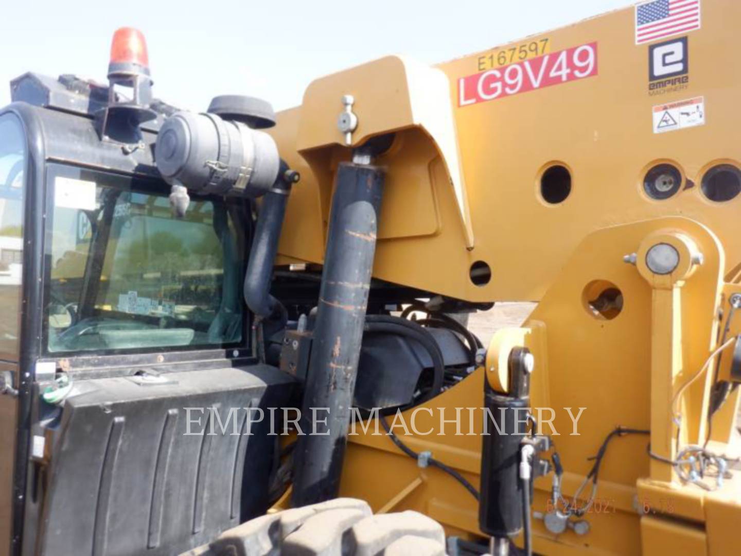 2013 Caterpillar TL1255C TeleHandler