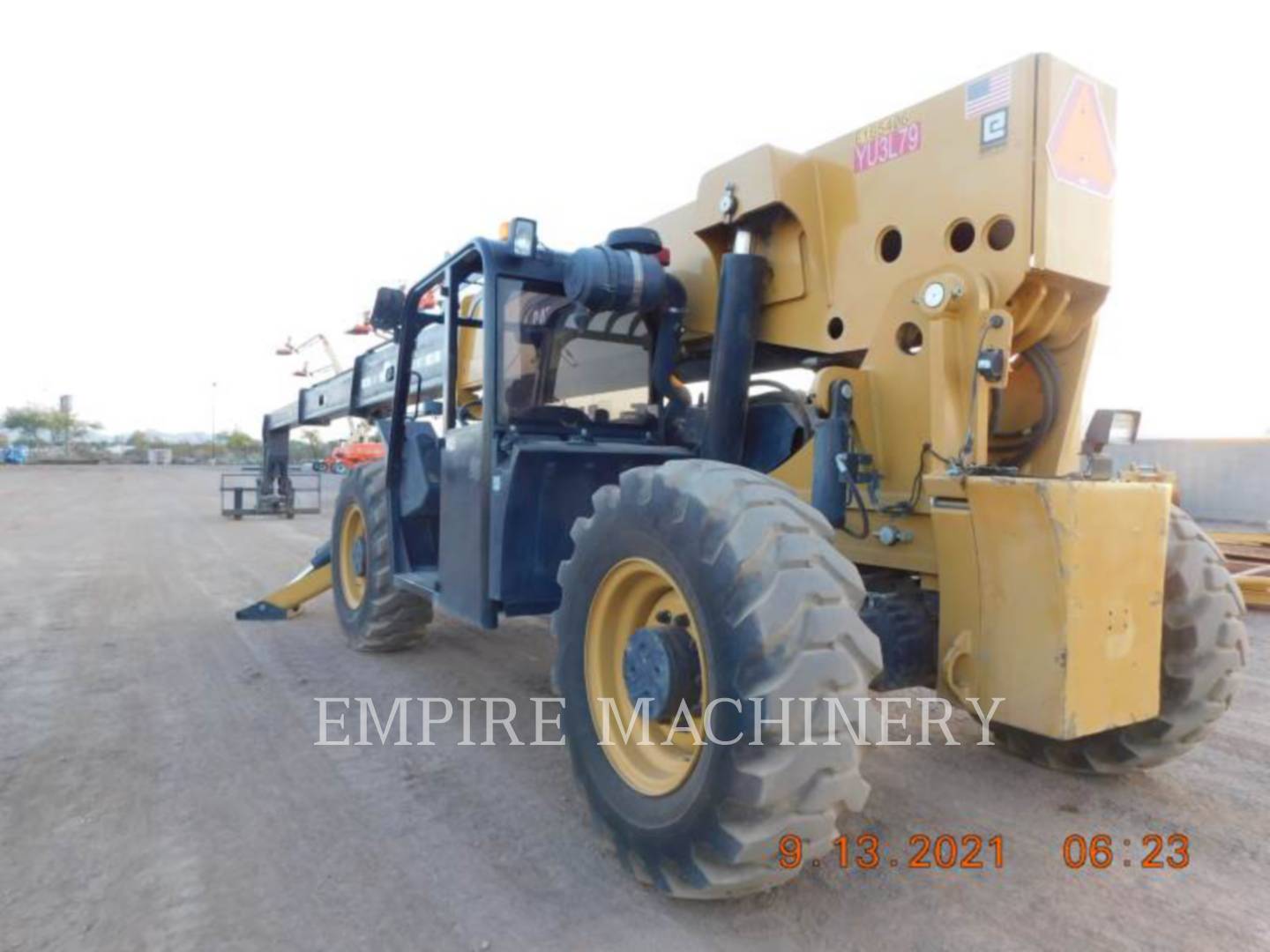 2015 Caterpillar TL1255C TeleHandler