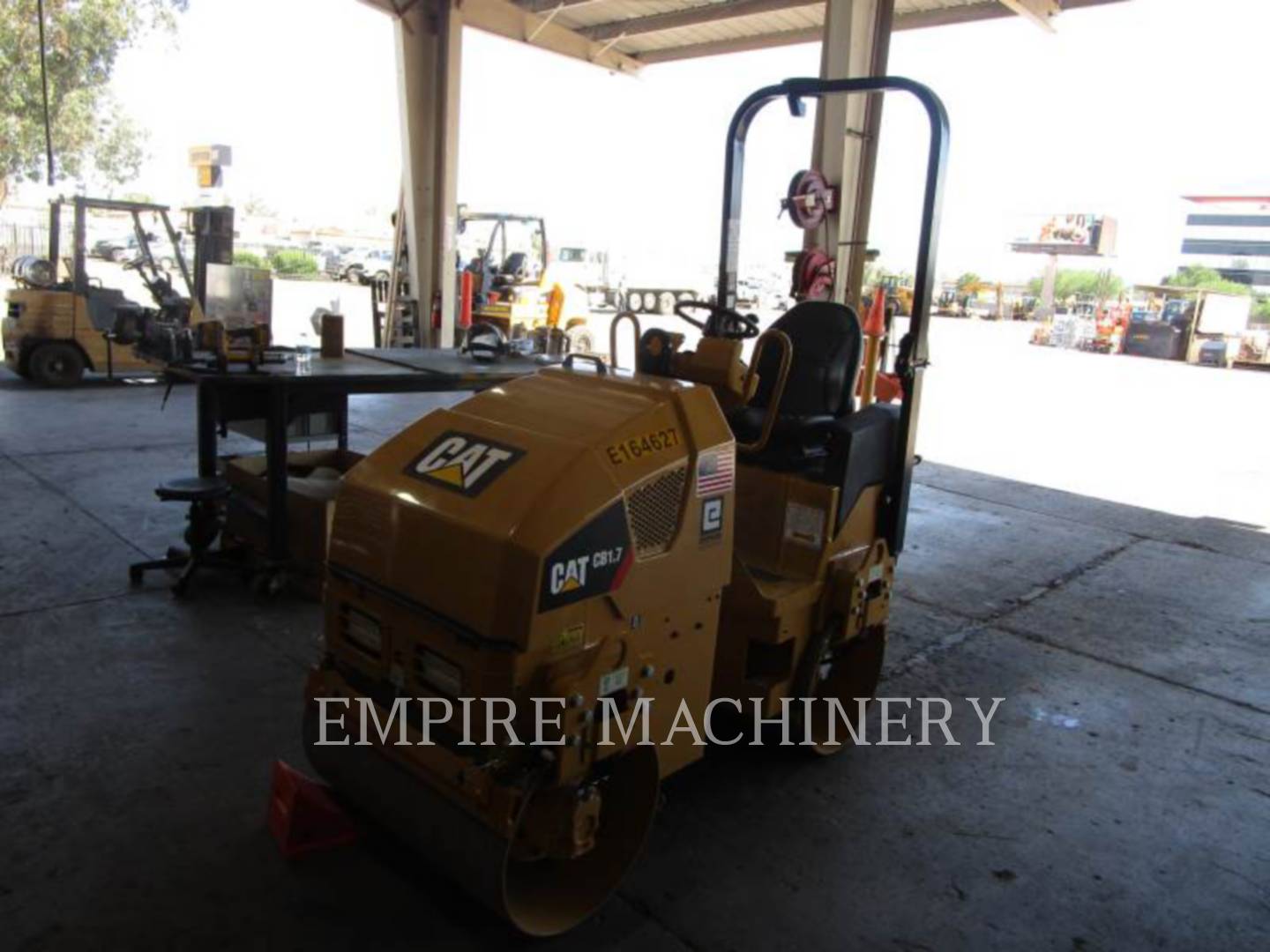 2021 Caterpillar CB1.7 Vibratory Double